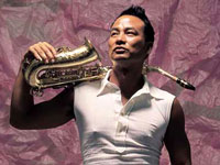Two Degrees: Simon Yam (Tat-Wah)
