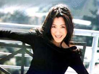 Two Degrees: Michelle Yeoh (Chi-King)