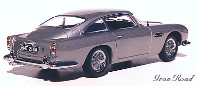 Rear 1/4 view