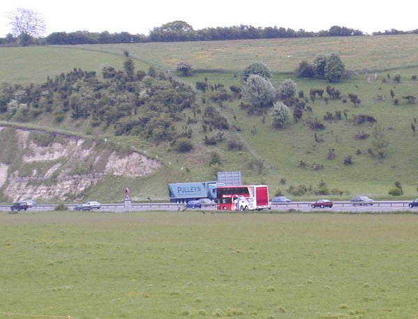 tubeM40dd2r.jpg (67185 bytes)