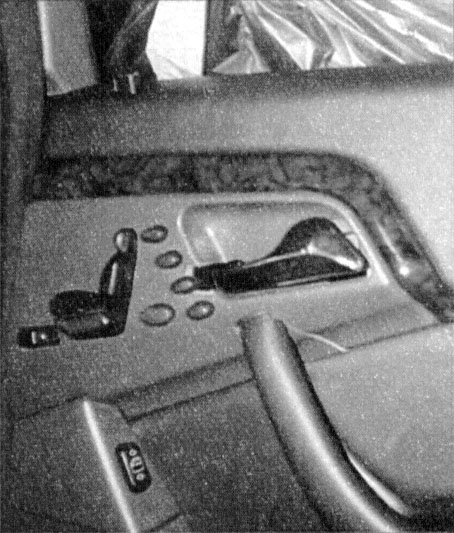 photo w220i2a.jpg  75KB