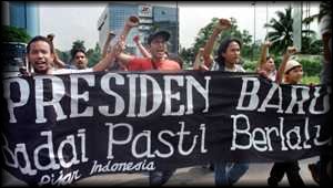 Presiden Baru, Badai Pasti Berlalu