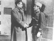 Jean Gabin and Pierre Fresnay in GRAND ILLUSION (JPG, 14 KB)