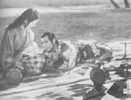 Machiko Kyo and Masayuki Mori in UGETSU (JPG, 14 KB)