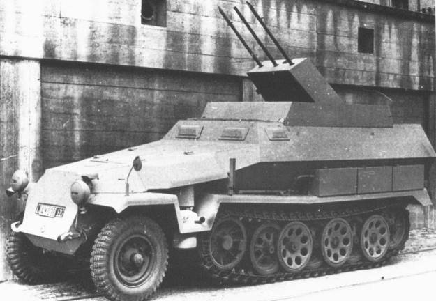mittlere Schtzenpanzerwagen Sd.Kfz.251/21