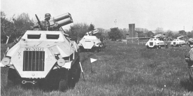 15cm Panzerwerfer 42 auf Selbstfahrlafette Sd.Kfz.4/1