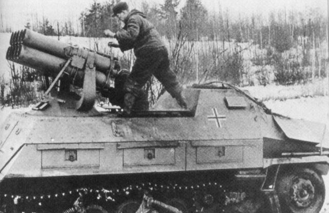 15cm Panzerwerfer 42 auf Selbstfahrlafette Sd.Kfz.4/1