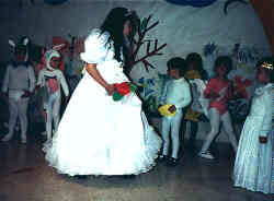 En el escenario del colegio