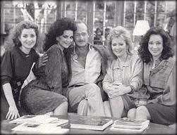 (L.-R.) Annie Potts, Delta Burke, Geald McRaney, Jean Smart, and Dixie Carter