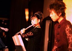 flute.jpg (9572 �o�C�g)