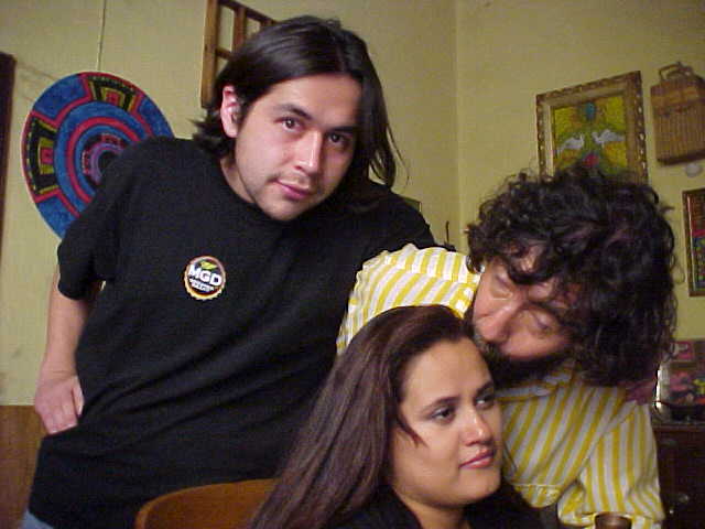 La gordita es prima de Rebecca. Se parece a Salma Hayek, dec�an