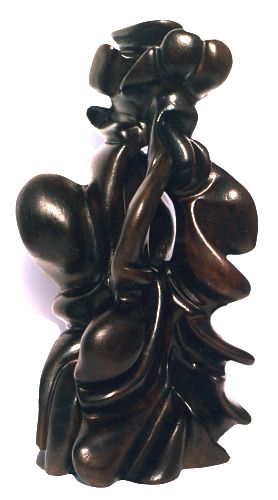 La signora dal grande cappello - terracotta patinata, cm.h.29x13x13,  A. 2000