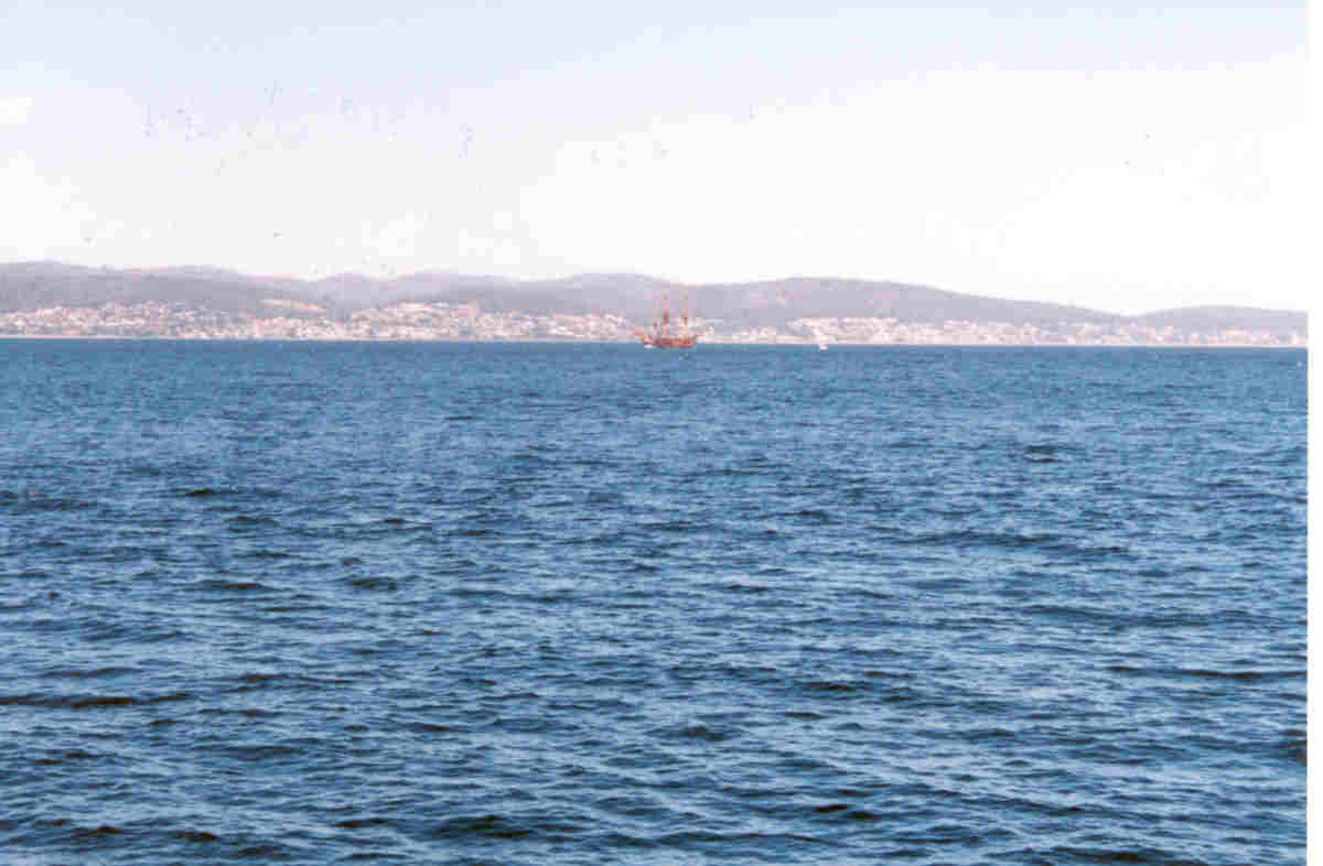 endeavouratsea.jpg