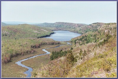 [Lake of the Clouds]