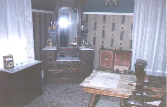 Photo-Diplay Room
