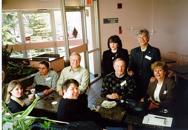 9904183.jpg (70882 octets)