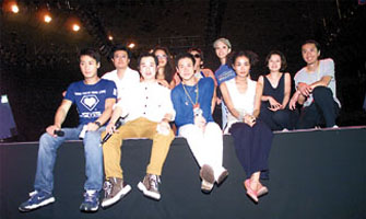 yltpb0000.jpg (25432 bytes)