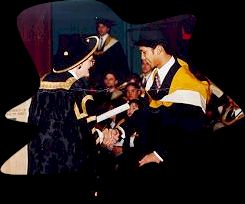 grad01.jpg (10690 bytes)
