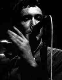 Simon Fowler singing