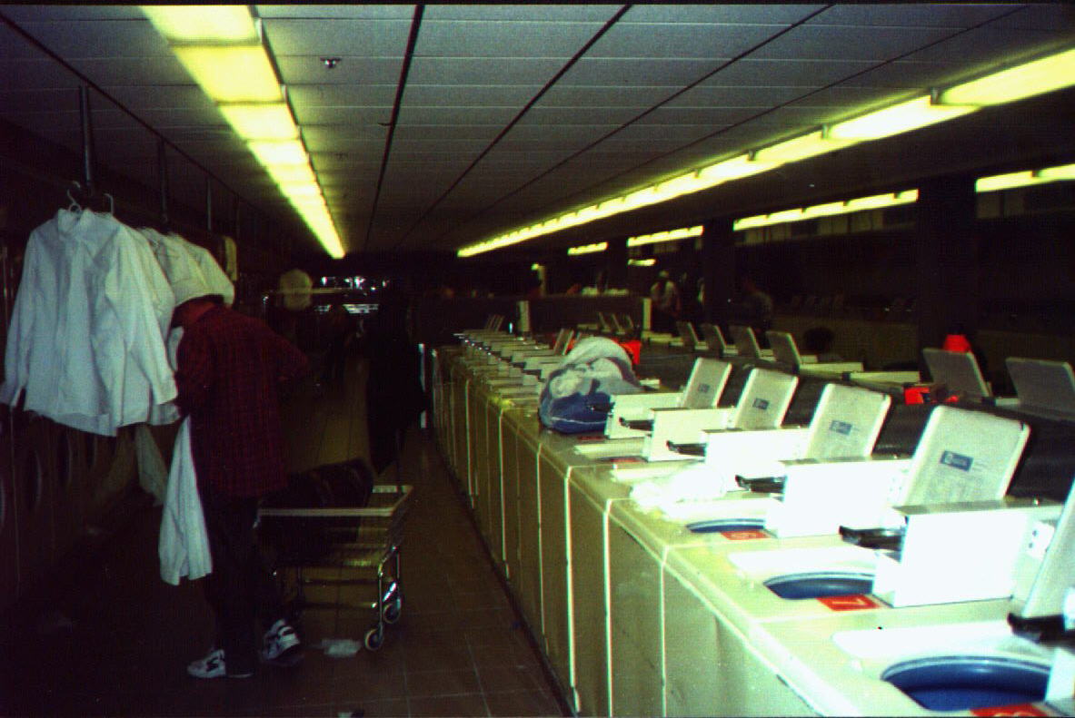 MTC Laundry - the cheapest laundry mat in the world - Dec '98
