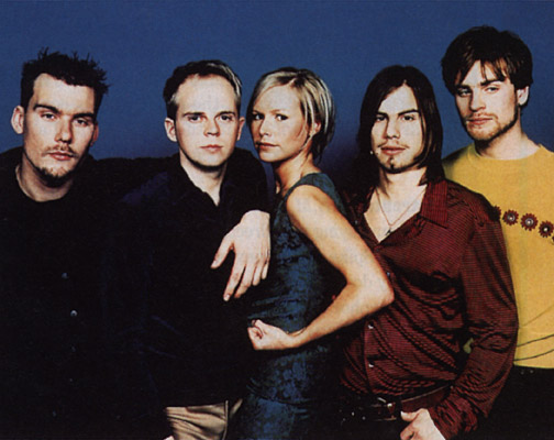 Click here for the full size group picture of the Cardigans