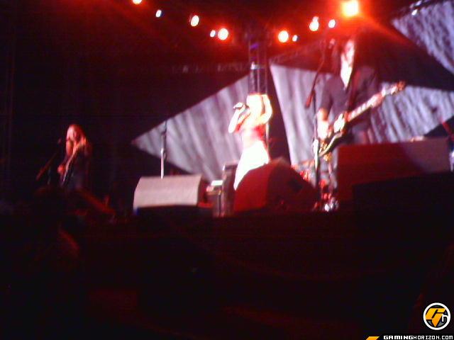 Is that Liz Phair at the Sony PlayStation Party?