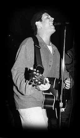 band12.jpg (61458 bytes)