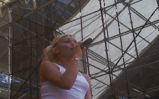 Gwen at the HFStival