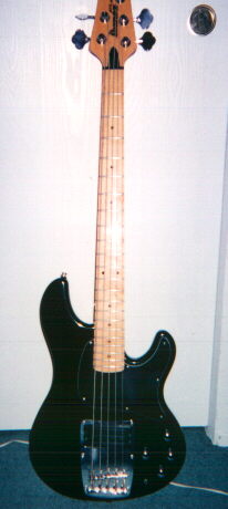 Ibanez ATK 305 bass