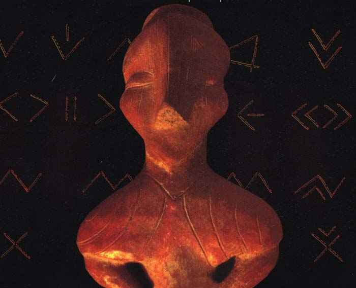 xoanon statuette