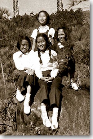 gang_41.jpg (53026 bytes)