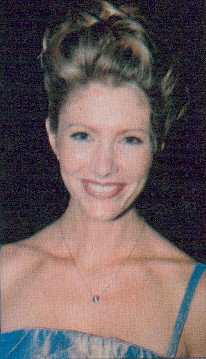 Chloe3.jpg (34661 bytes)