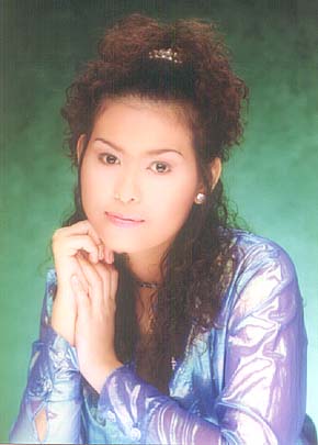 750ying1.jpg (23428 bytes)
