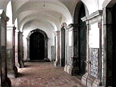 cairu02.jpg (33704 bytes)