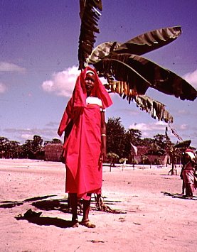 RAPARIGA MACUA