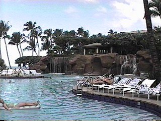 Pool facilities in Hyatt Regency Maui