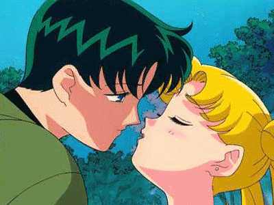 Usagi and Mamoru kissing