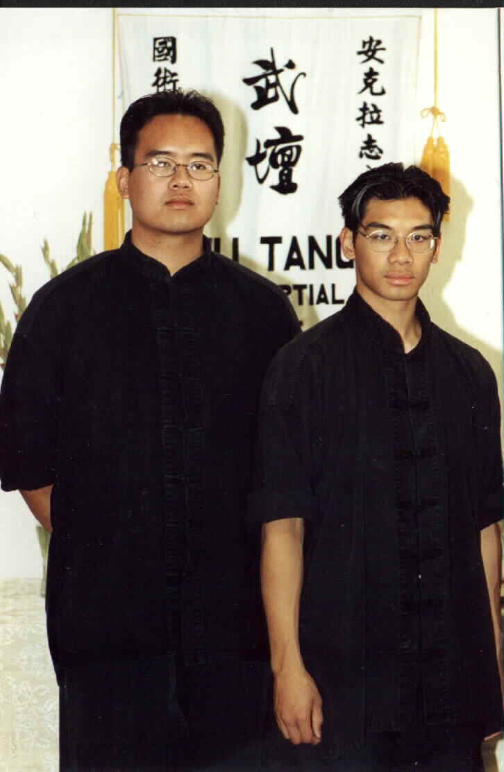 kwong5.jpg (44286 bytes)
