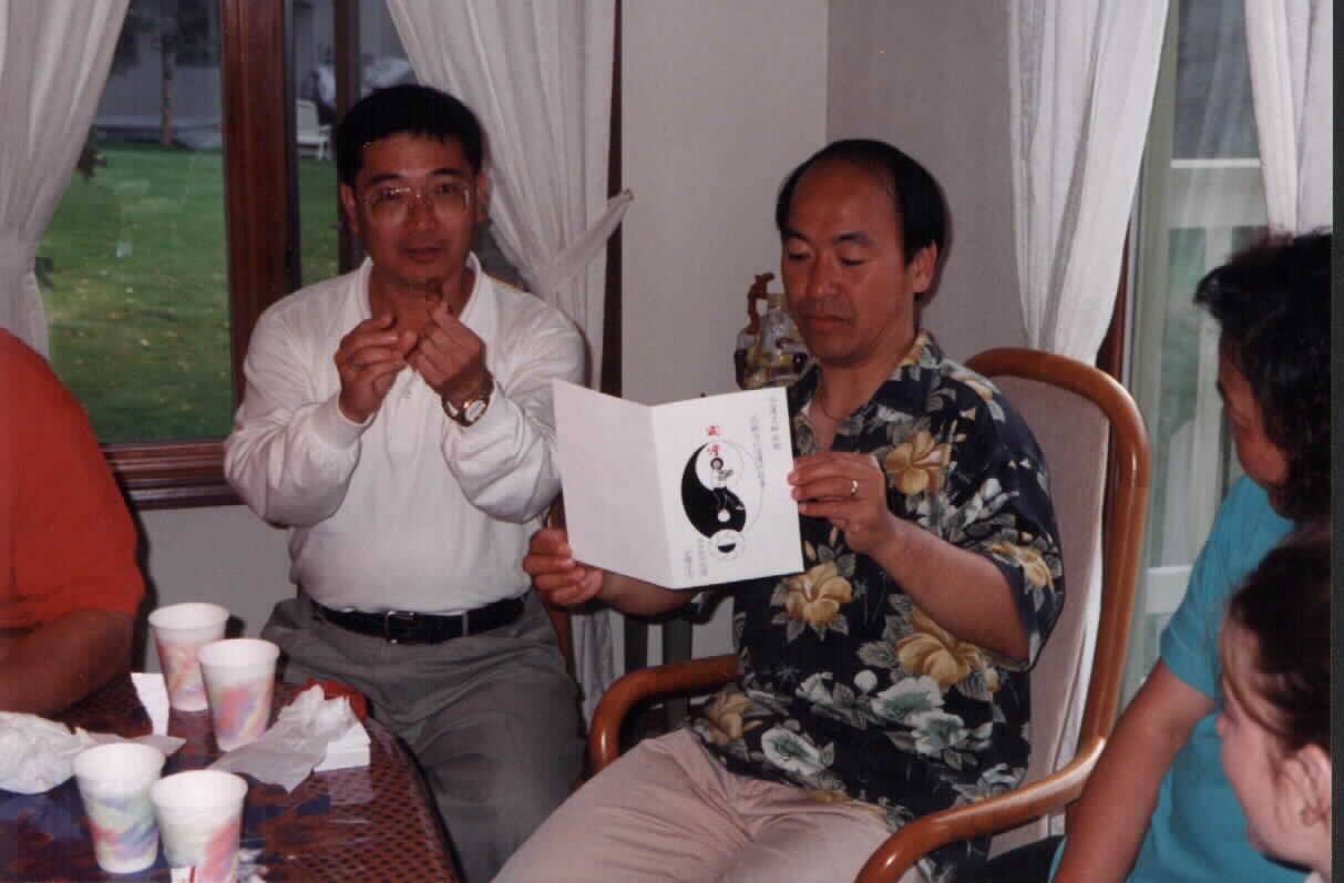 prty8.jpg (62137 bytes)