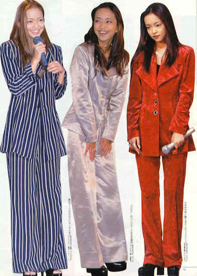 namie_cloth3.jpg (64564 bytes)