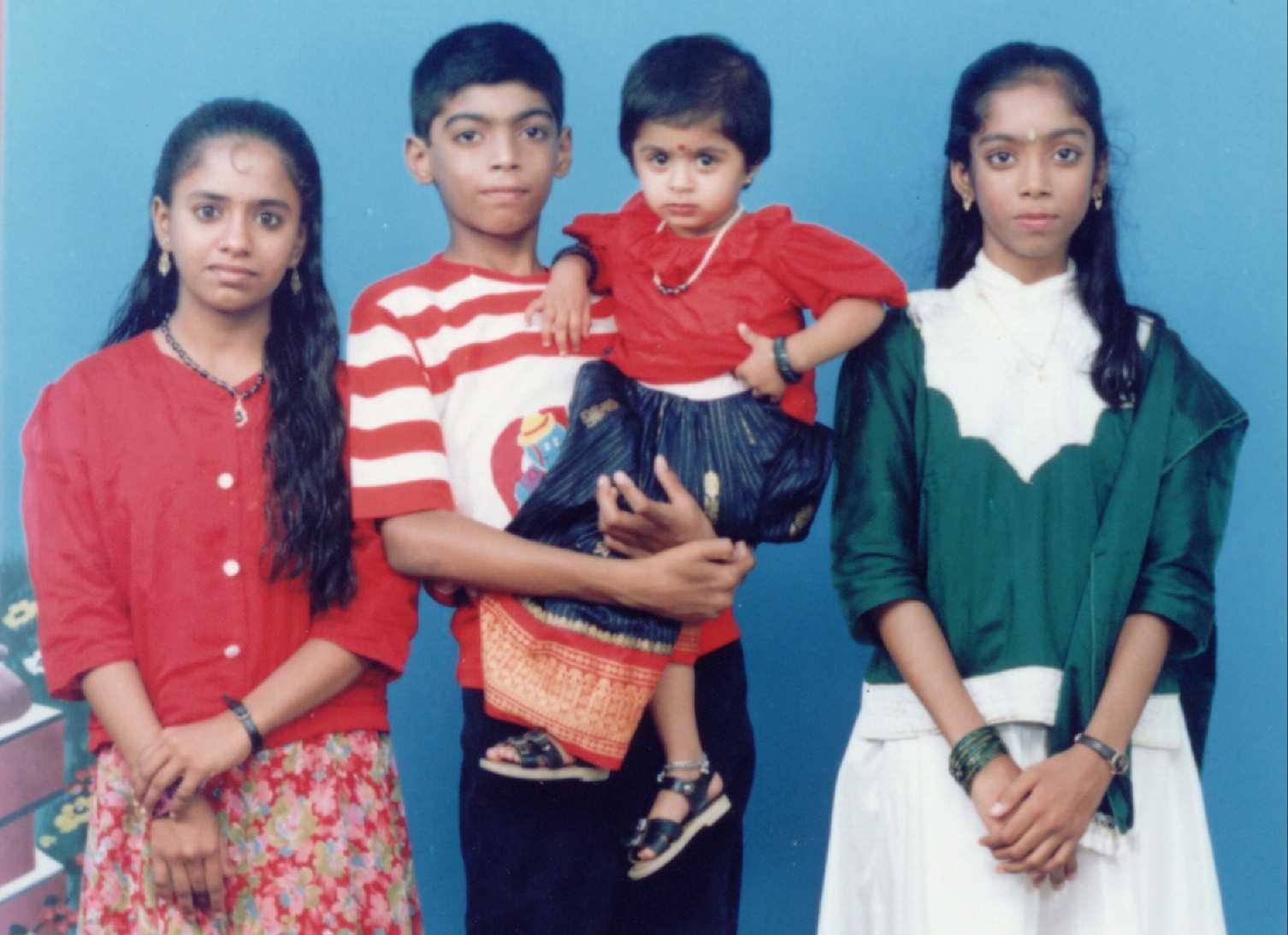 Sumi, Balaji, Abi and Devi
