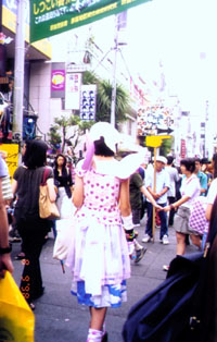 tokyo31.JPG (31626 bytes)