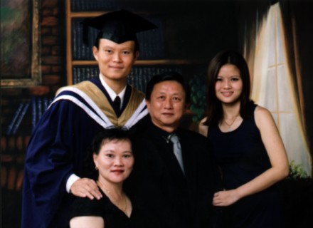 fam_04.jpg (28548 bytes)