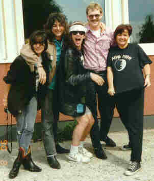 Dead Moon at their German distributor, Rough Trade in 1990