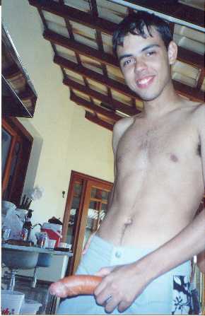 fabio-pintudo.jpg (17170 bytes)