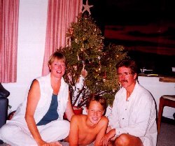 xmaseve.jpg (17629 bytes)