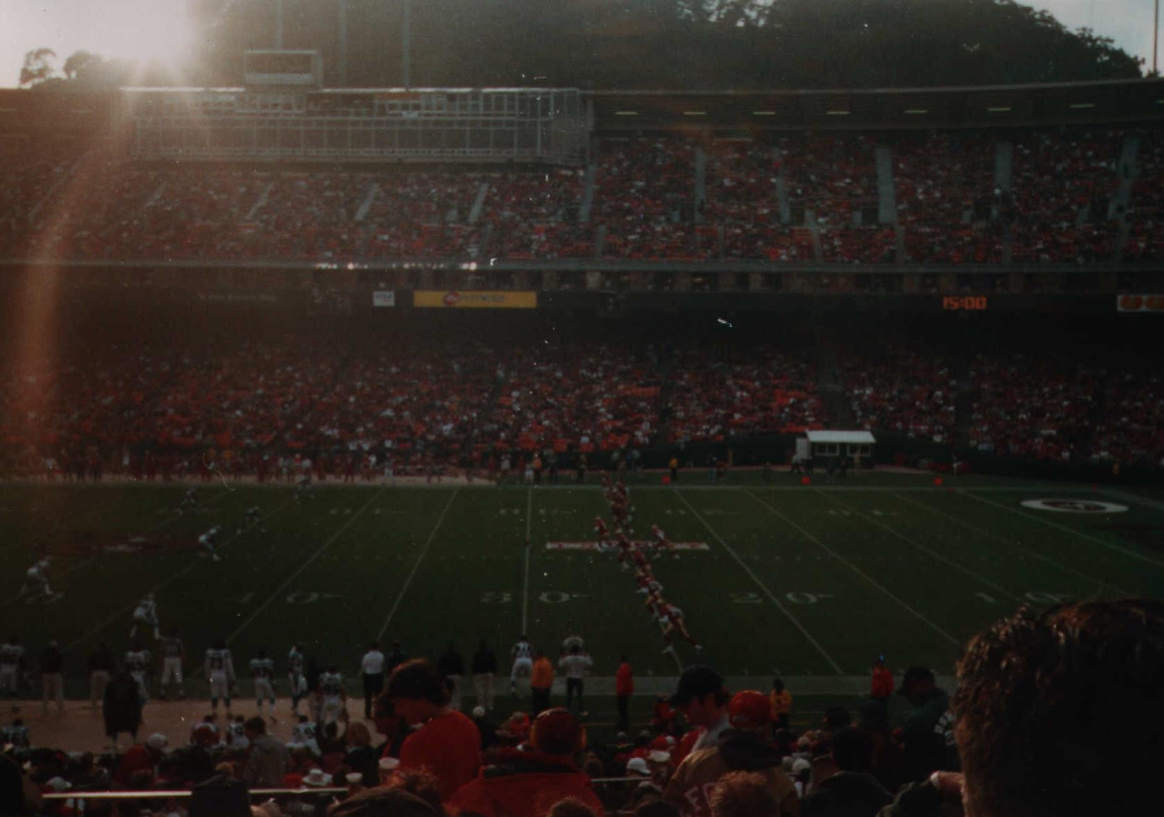 49erkickoff.jpg (127191 bytes)
