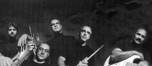 Pejtsik Pter (cello), Grgnyi Tams, Winkler Balzs (trumpet), Egervri Gbor (flute), Torma Ferenc (guitar)
