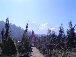 yungaycamposanto1