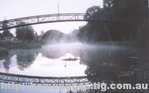 BRIDGEMIRROWMIST.jpg